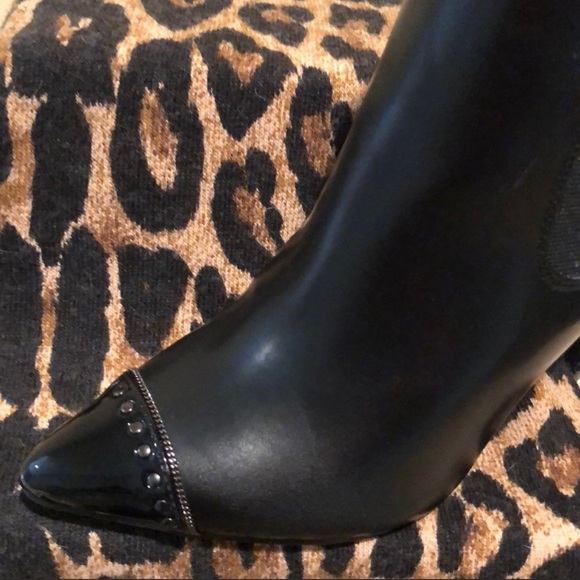 Versace Rare Authentic size 6M high heel booties- never used - Picture 2 of 6